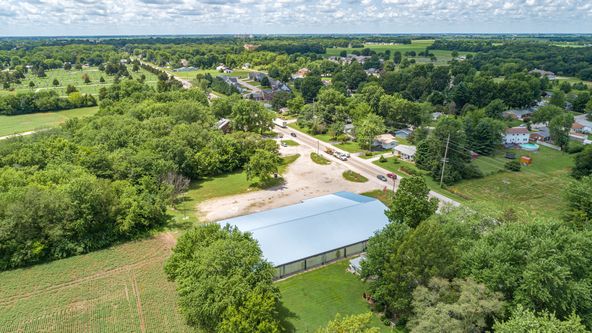 3320 Illinois Route 16, Litchfield, IL 62056